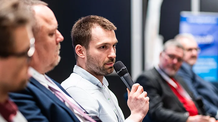 Lukáš Kubina hovorí v panelovej diskusii o digitalizácii zdravotníctva